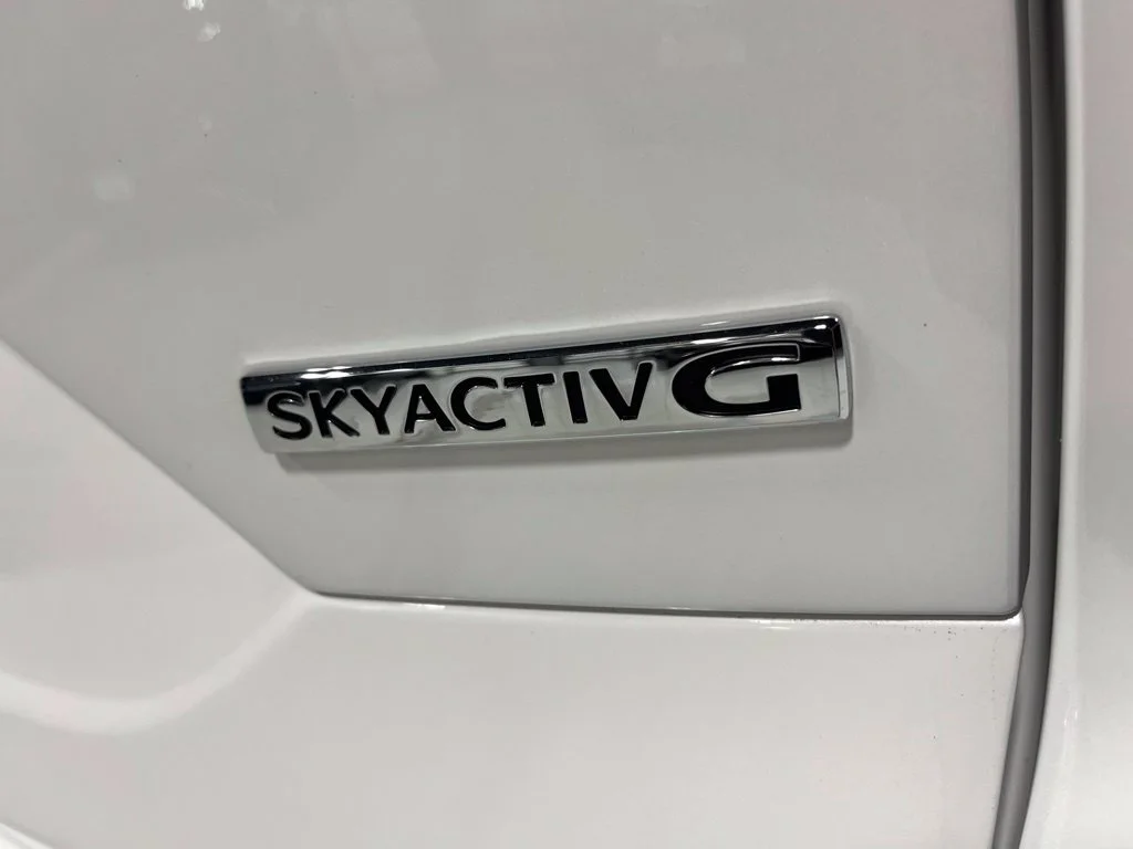 Used 2024 White Metallic Mazda 2.5 S Premium Plus Package image 34