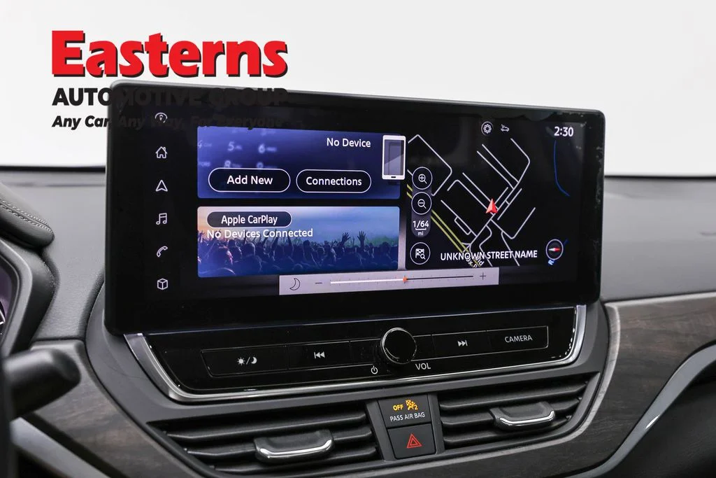 Used 2023 Gray Nissan 2.5 SV image 19