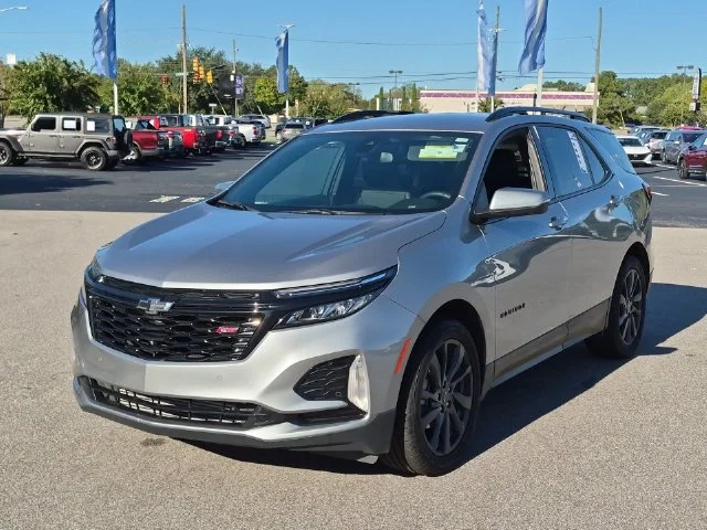 Used 2024 Gray Chevrolet RS image 7