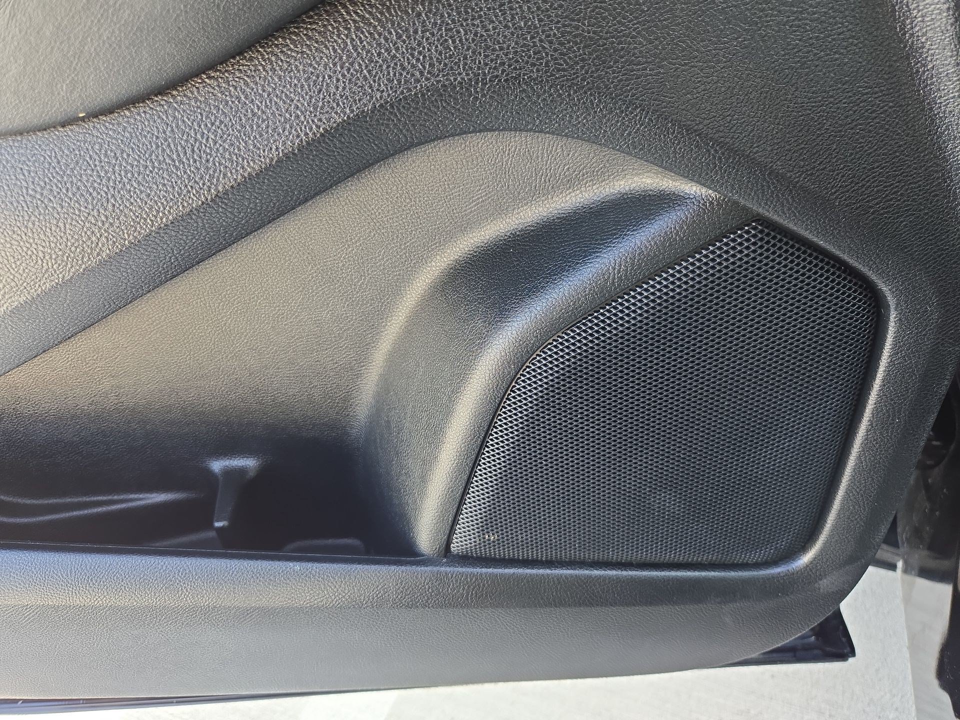 Used 2024 Black Metallic Ford Titanium image 13