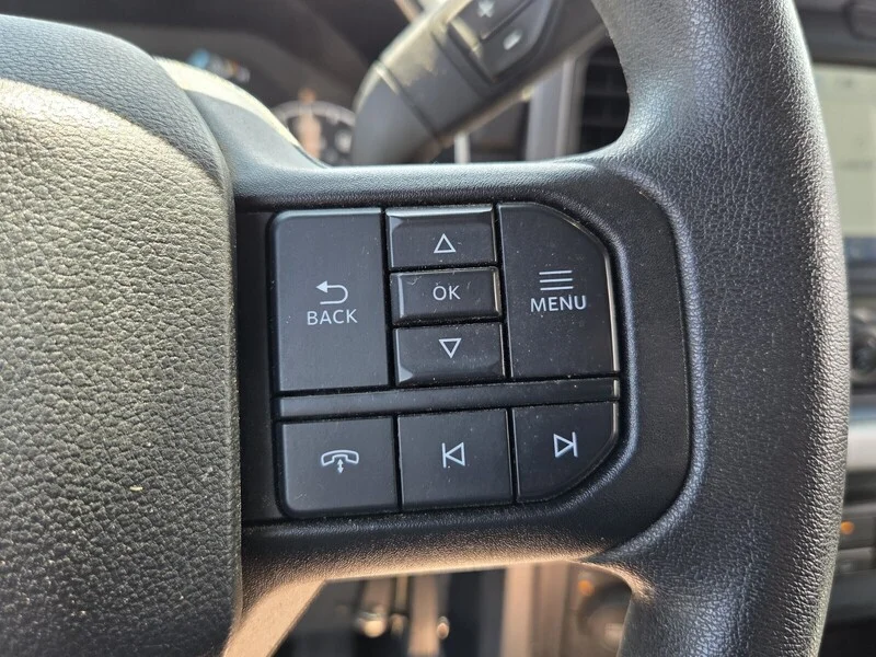 Used 2022 Agate Black Metallic FORD XLT image 26