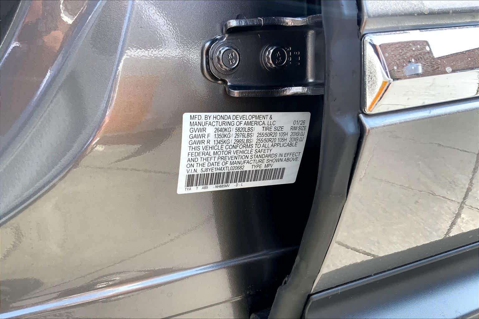 Used 2026 Liquid Carbon Metallic Acura w/Technology Package image 17