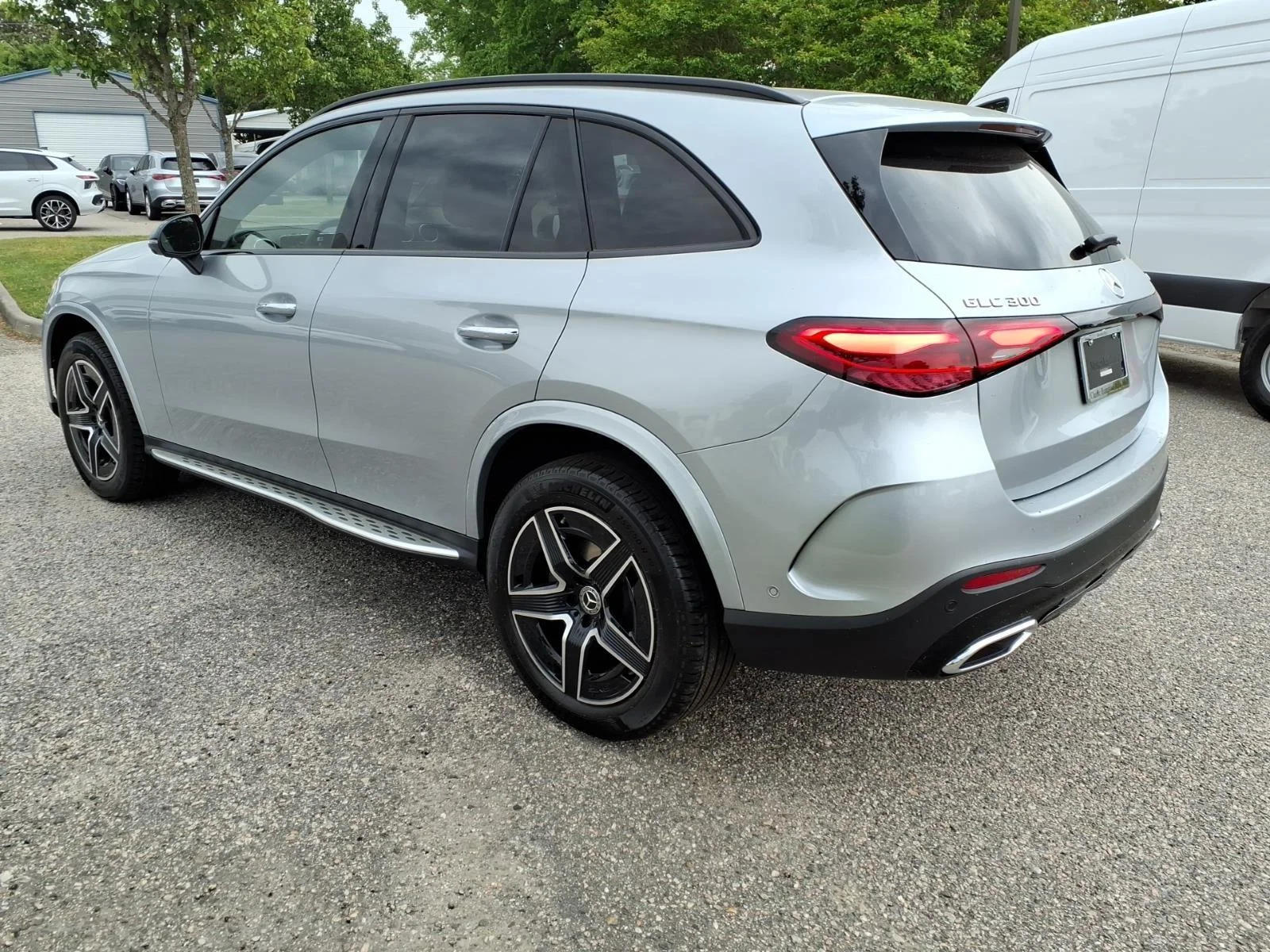 New 2026 SILVER Mercedes-Benz GLC 300 image 8