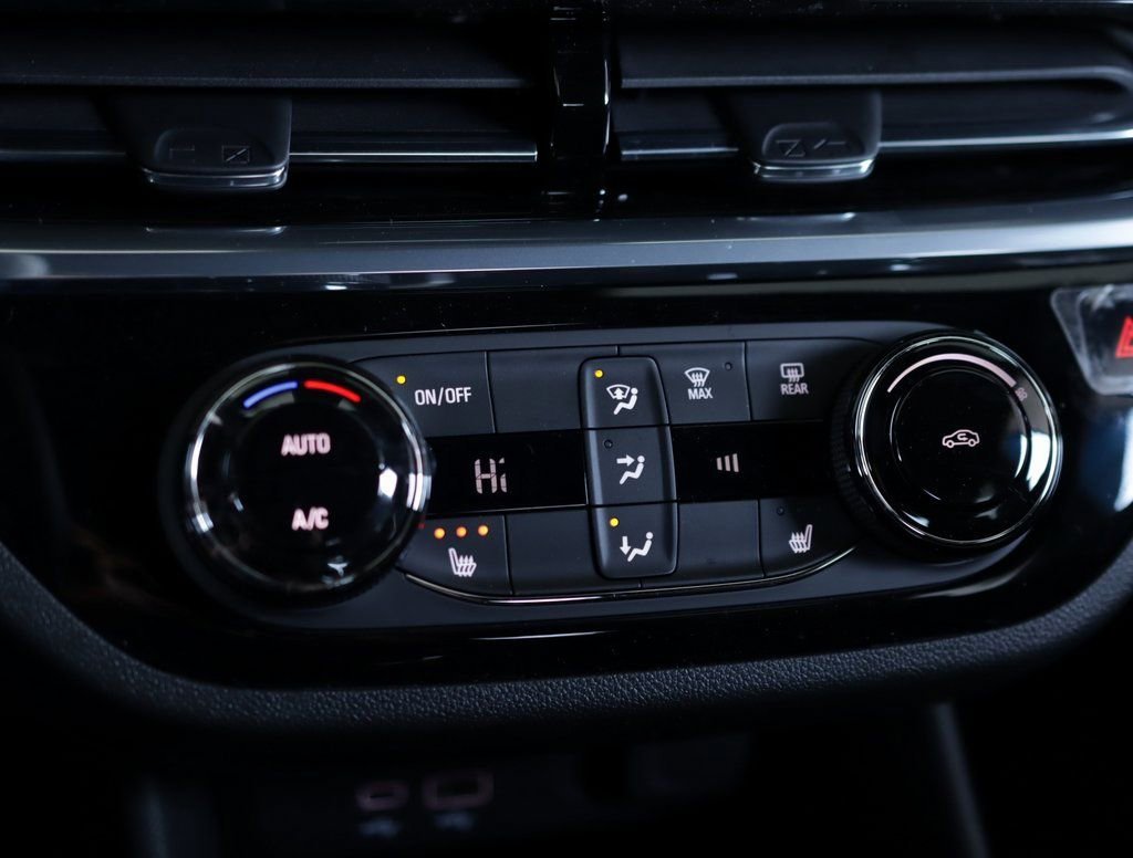 2026 Buick Envista Sport Touring - Photo 15