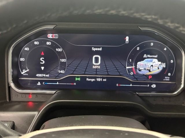Used 2025 Silver GMC Denali image 26