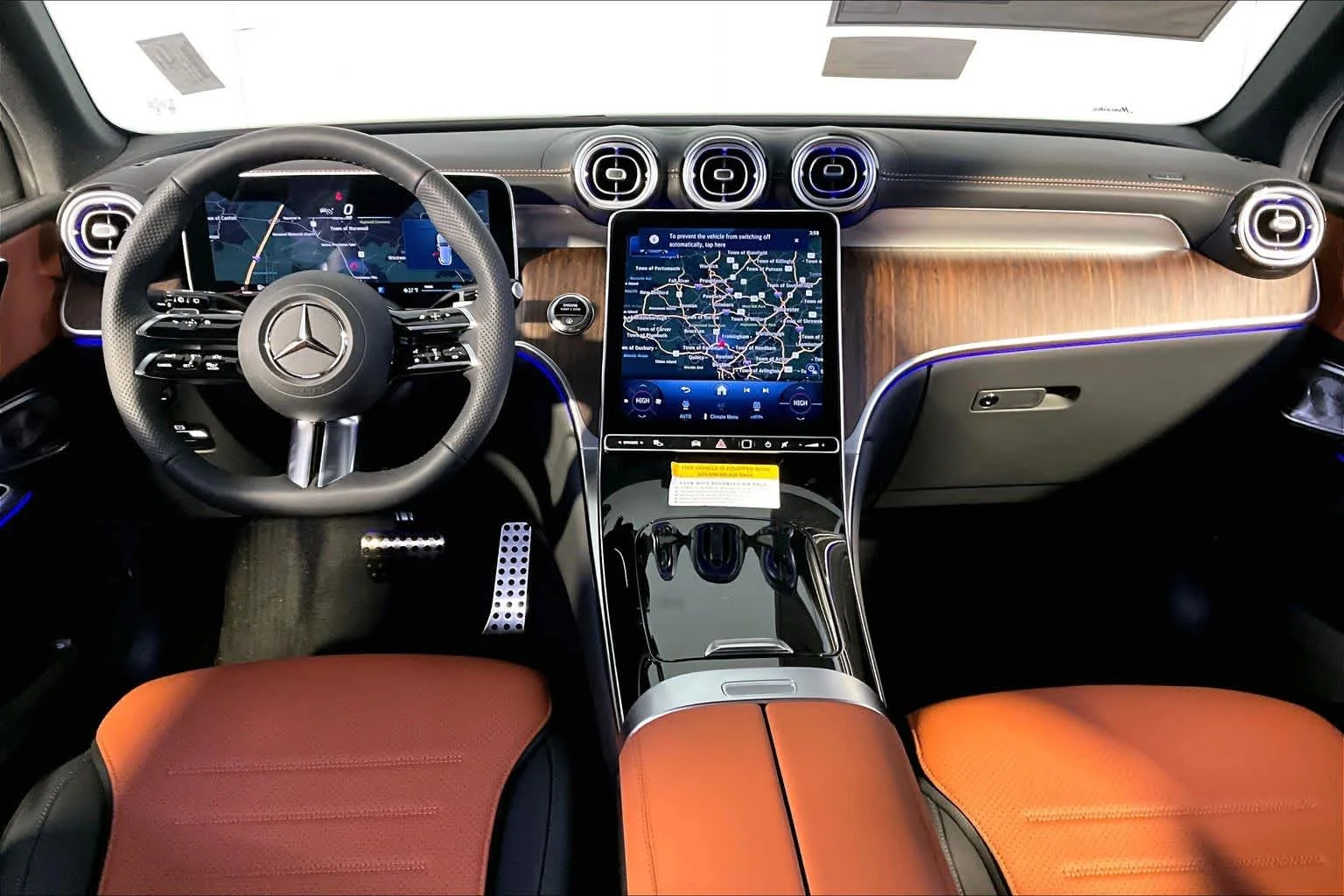 New 2026 Polar White Mercedes-Benz GLC 300 image 7