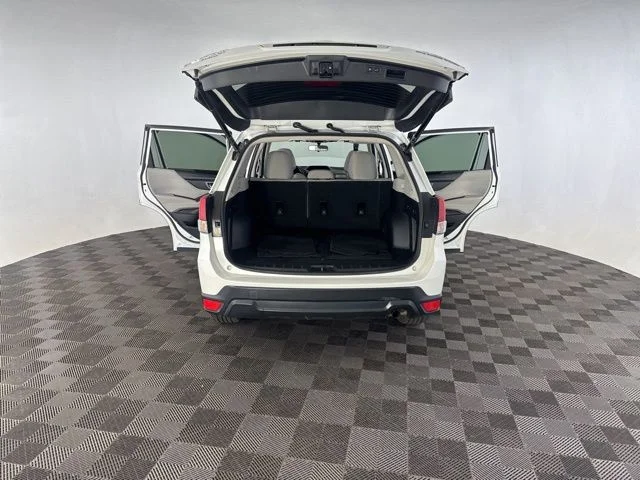 Used 2024 White Subaru Premium image 17