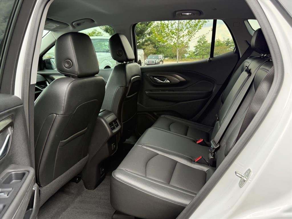 Used 2023 WHITE GMC SLT image 11