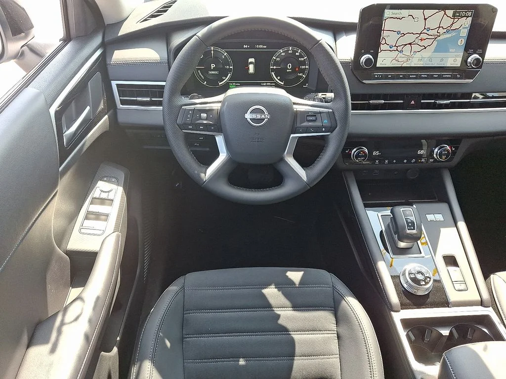 New 2026 White Nissan SL image 8