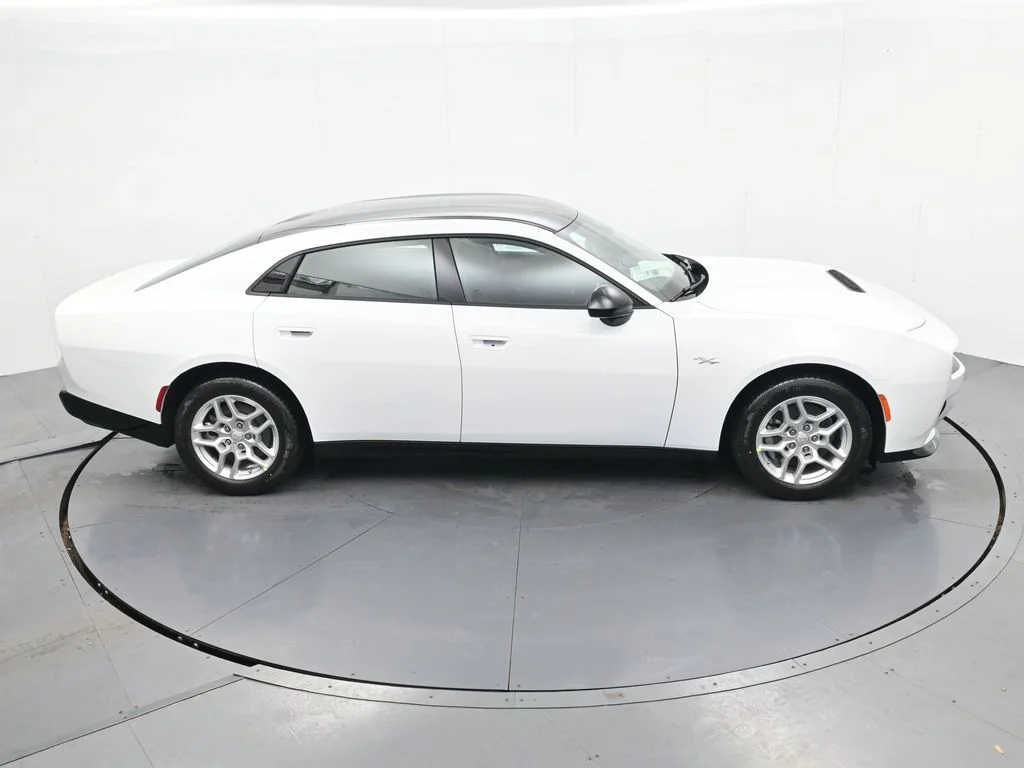 New 2026 White Knuckle Exterior Paint Dodge R/T image 26