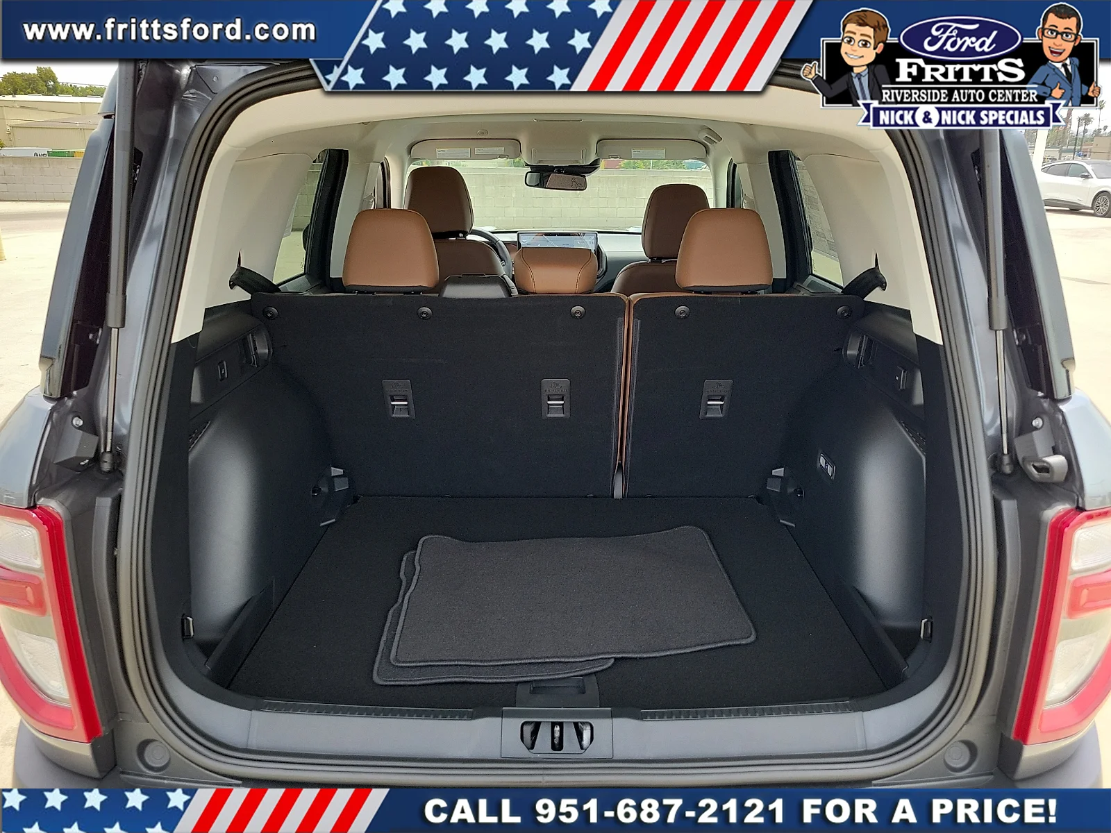 New 2026 Carbonized Gray Metallic Ford Outer Banks® image 18