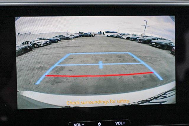 2024 Toyota bZ4X XLE - Photo 24