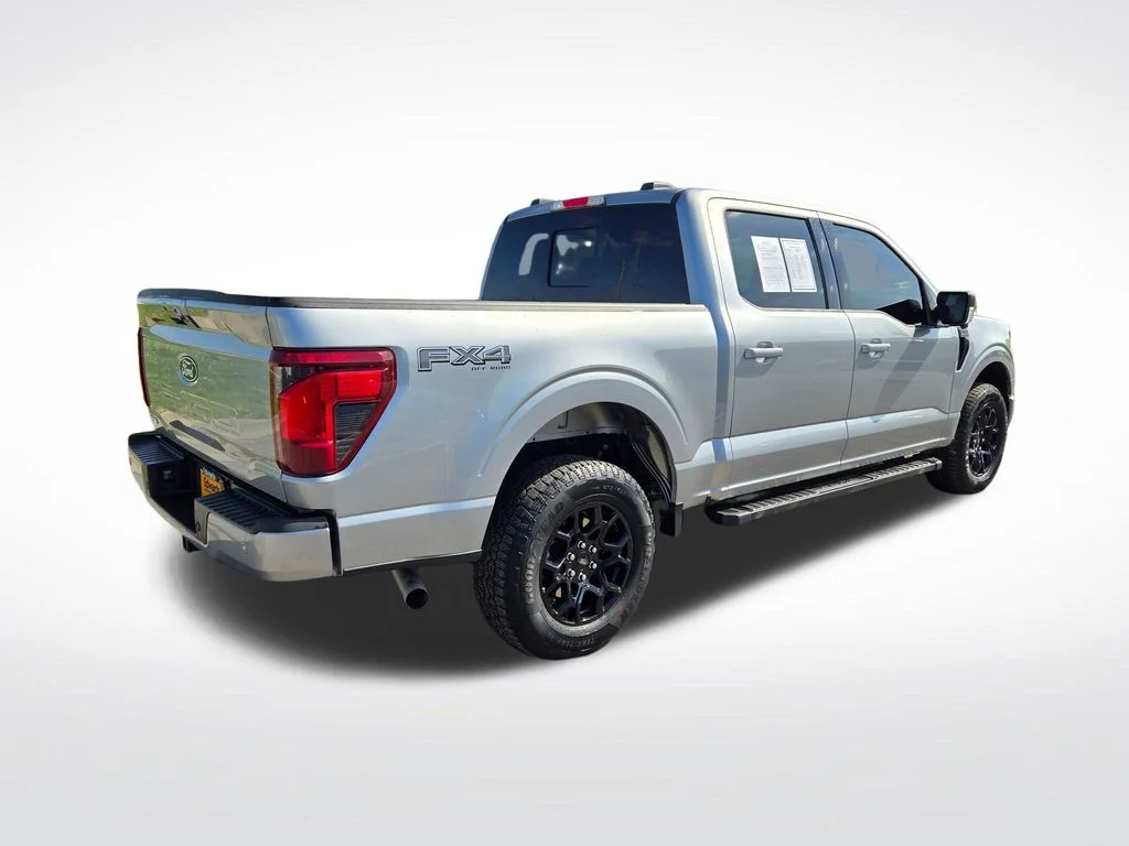 Used 2024 Silver Ford XLT image 3