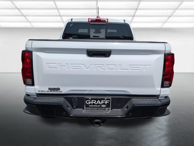 New 2026 Summit White Chevrolet Trail Boss image 28