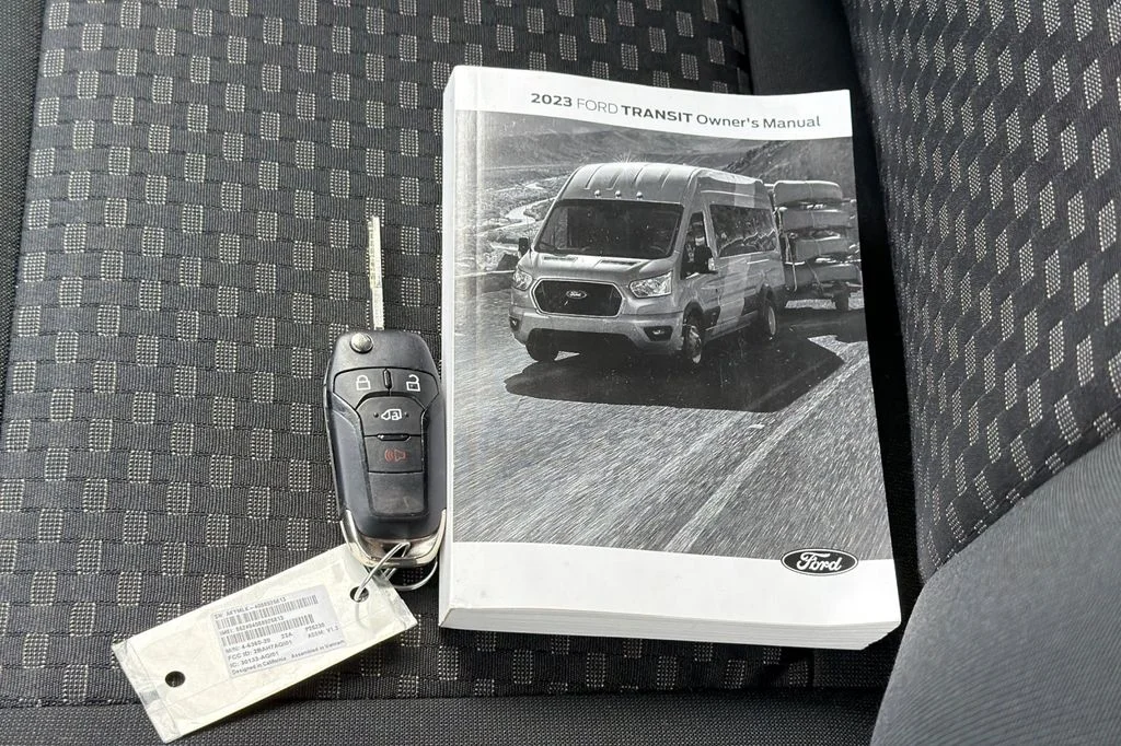 Used 2023 Oxford White Ford Base image 10