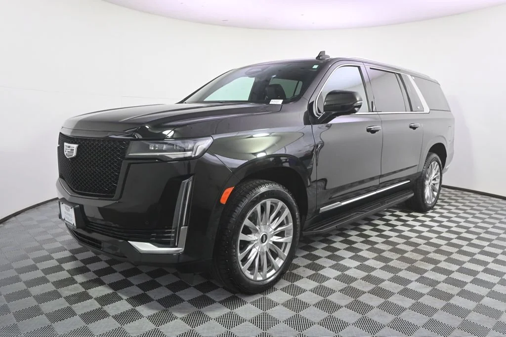 Used 2022 Cadillac Escalade ESV Premium Luxury with VIN 1GYS4KKL2NR250157 for sale in Minneapolis, Minnesota
