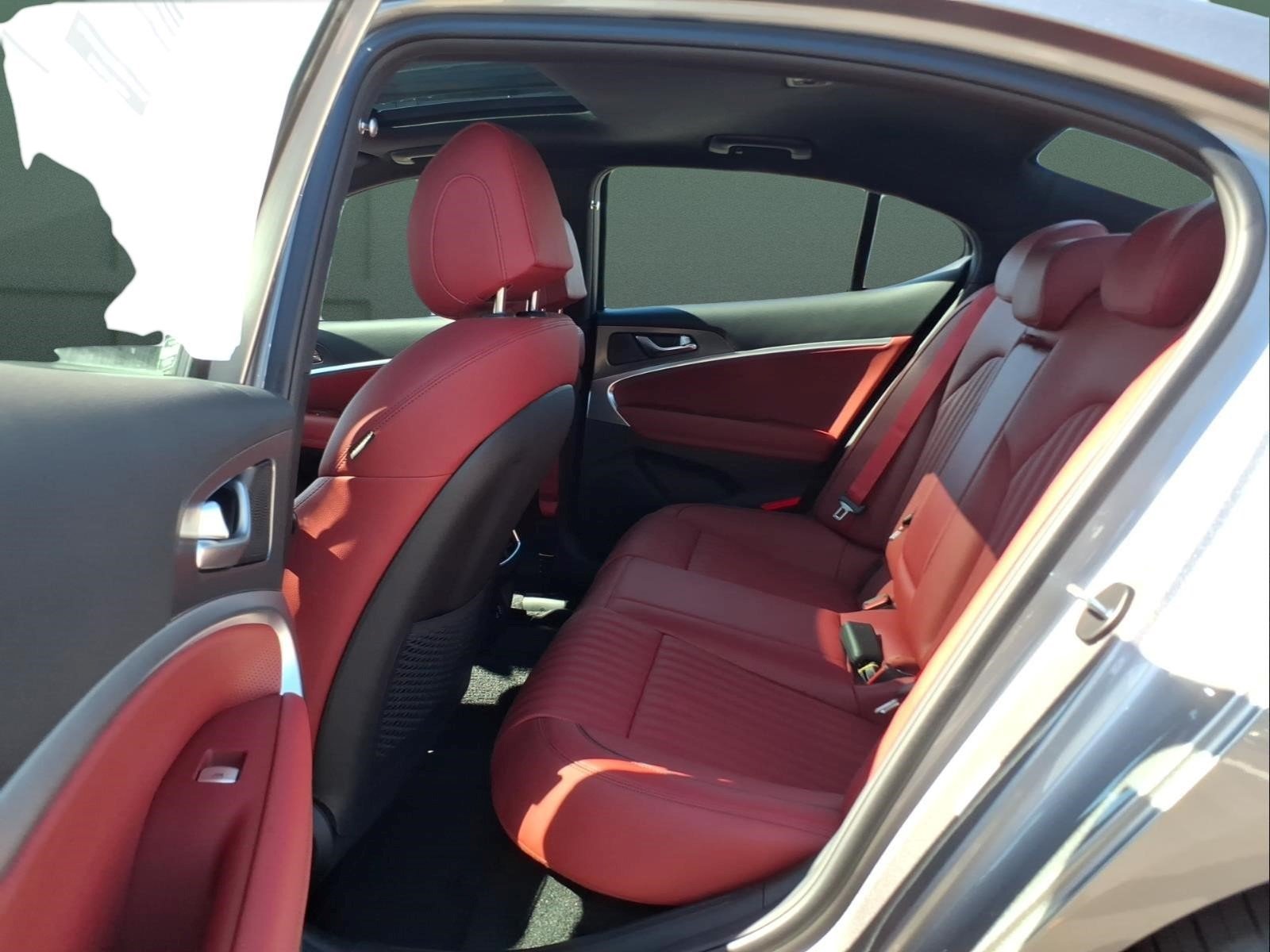 New 2027 Silver Genesis 2.5T Sport Prestige image 10