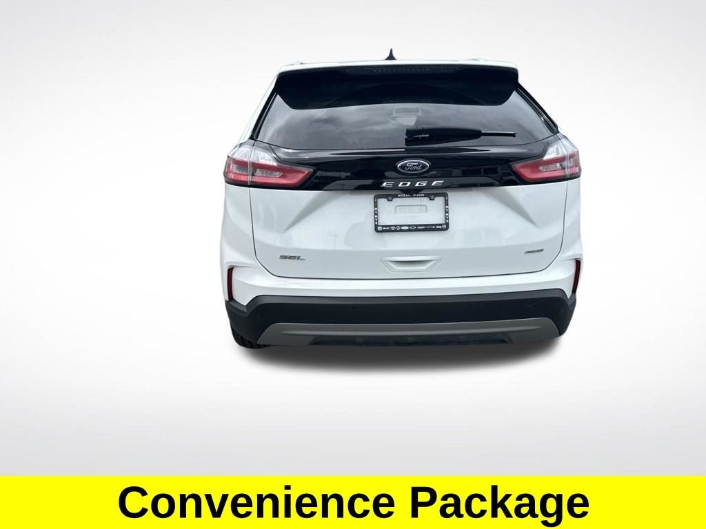 Certified Used 2023 Oxford White Ford SEL image 4