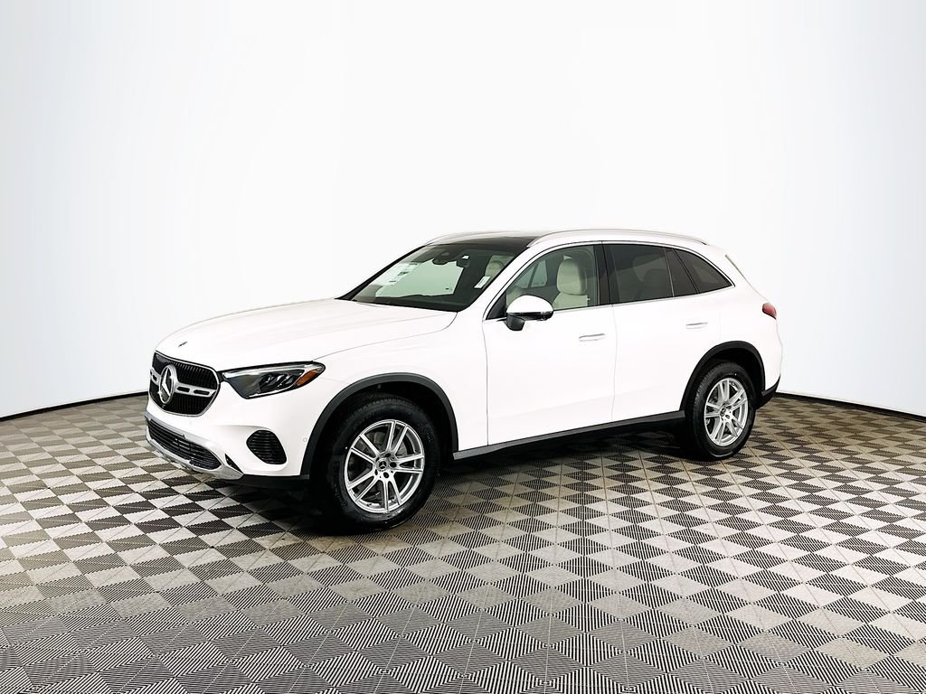 Used 2026 White Mercedes-Benz GLC 300 image 3