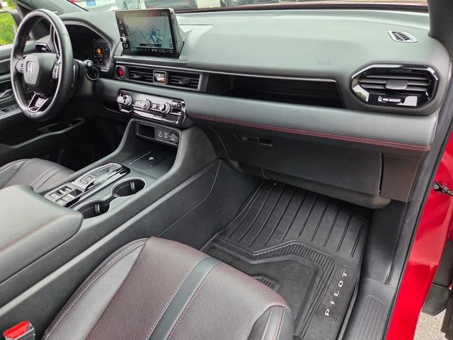 2025 Honda Pilot Black Edition - Photo 22