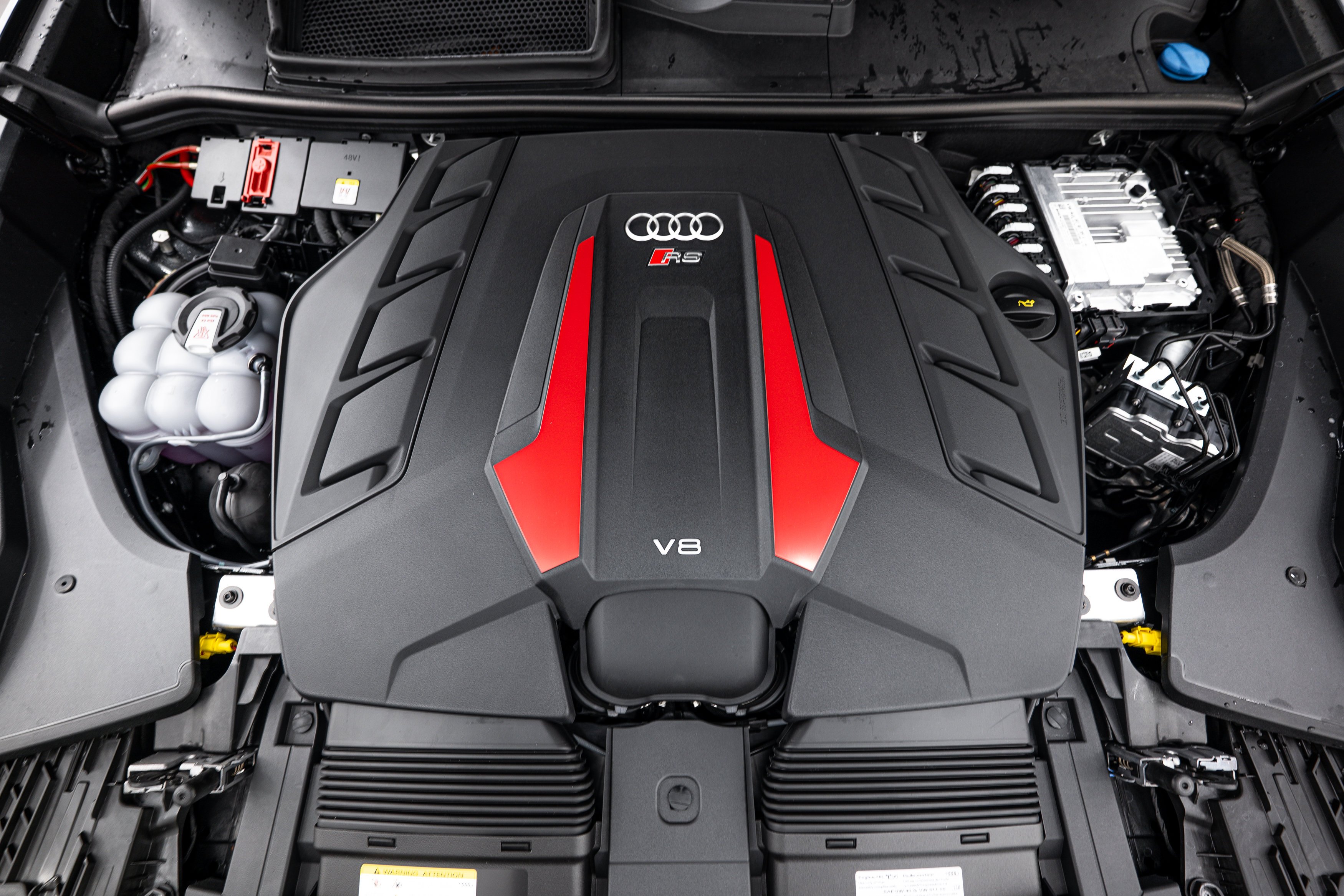 New 2026 Daytona Gray Audi performance image 27