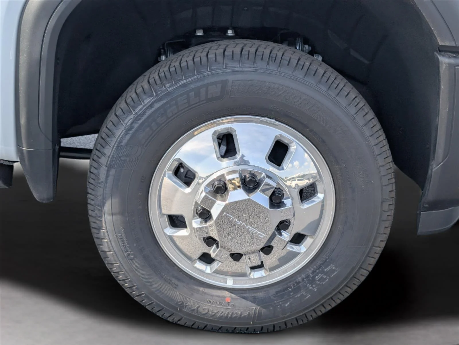 New 2026 Glacier White Tricoat GMC Denali DRW image 42