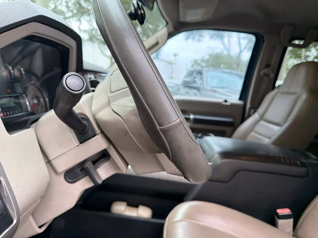 Used 2008 Blue Ford Lariat image 16
