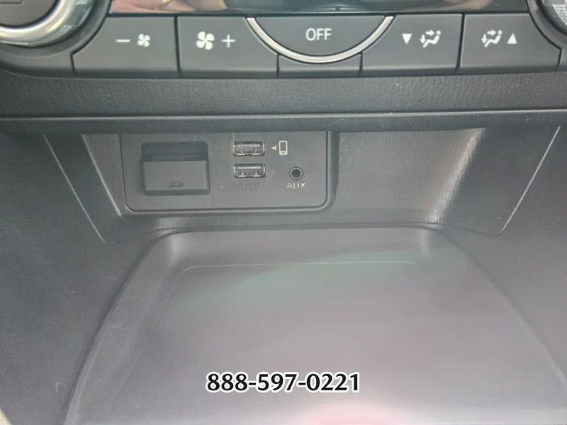 Used 2018 Snowflake White Pearl MAZDA GRAND TOURING image 25