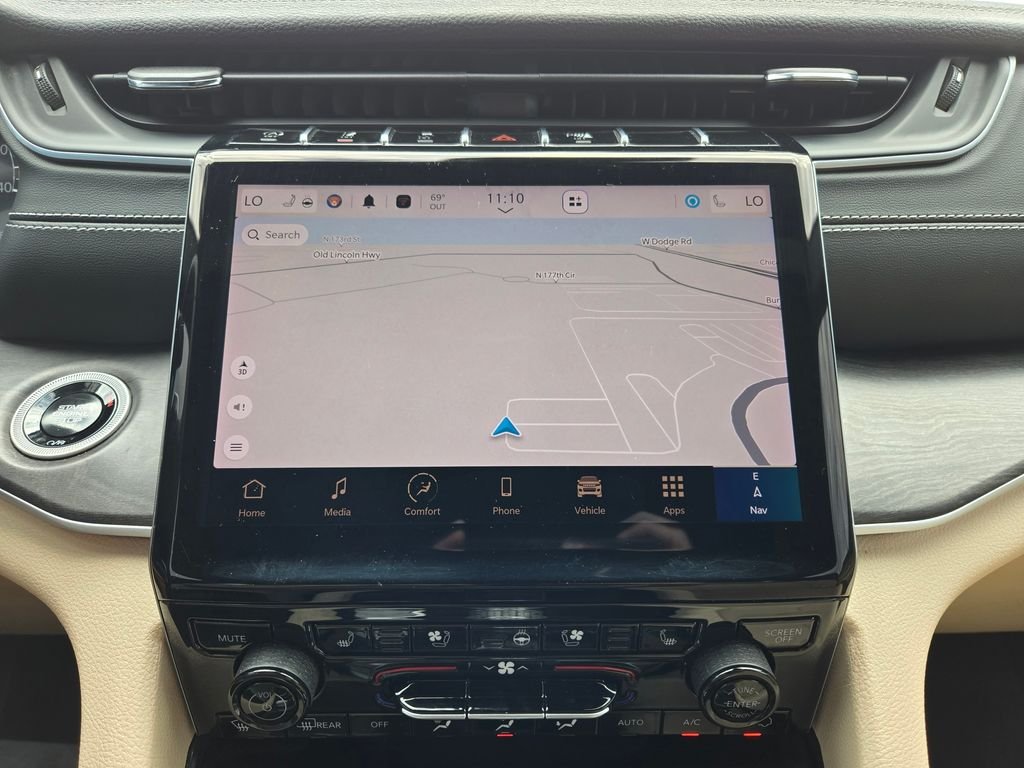 Used 2024 Black Jeep Limited image 25