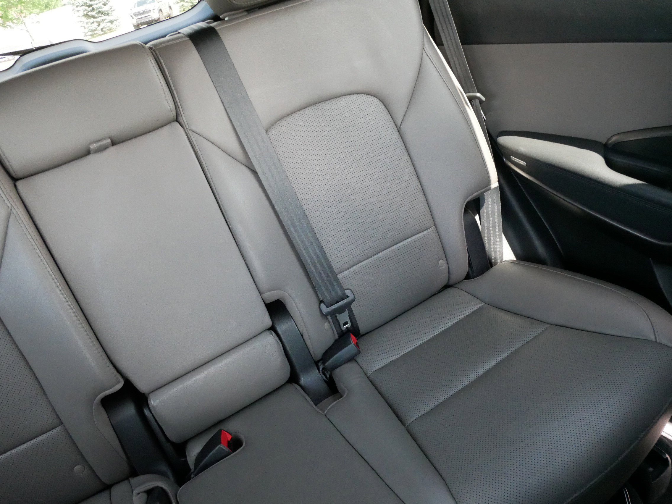 Used 2017 Mineral Gray Hyundai 2.4L image 14