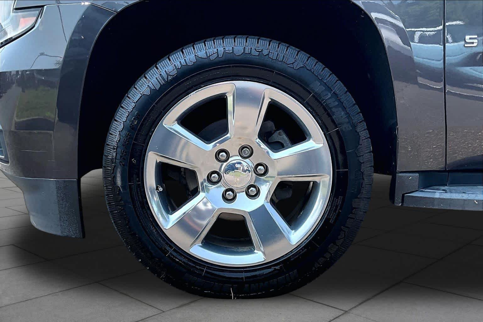 Used 2017 Tungsten Metallic Chevrolet LT image 11
