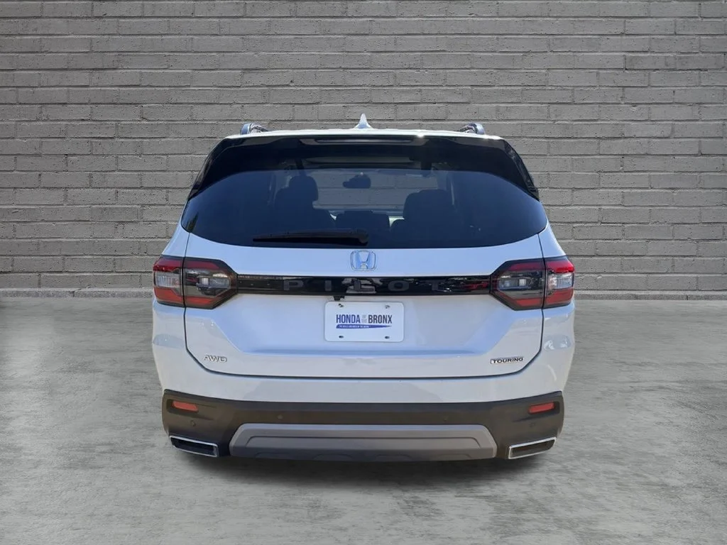 2024 Honda Pilot Touring - Photo 15