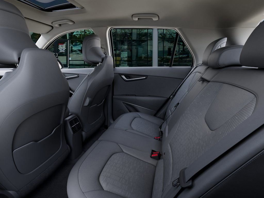 2025 Kia Niro Wave - Photo 18