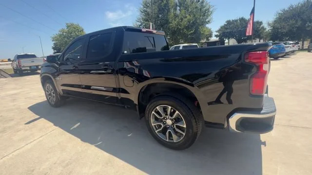 2023 Chevrolet Silverado 1500 LT - Photo 6