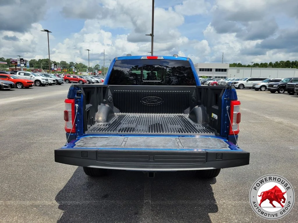 Used 2022 Blue Ford Lariat image 13
