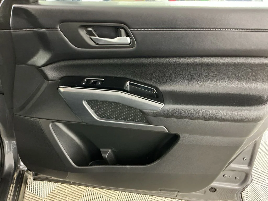 Certified Used 2024 Gray Nissan SL image 5