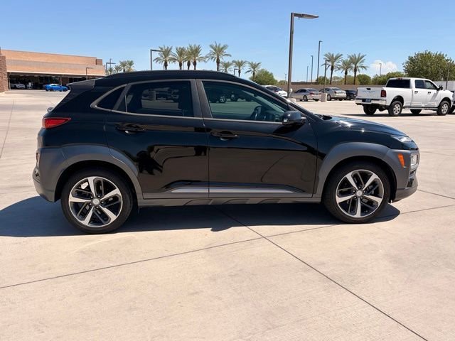 Used 2018 Black Hyundai Ultimate image 7