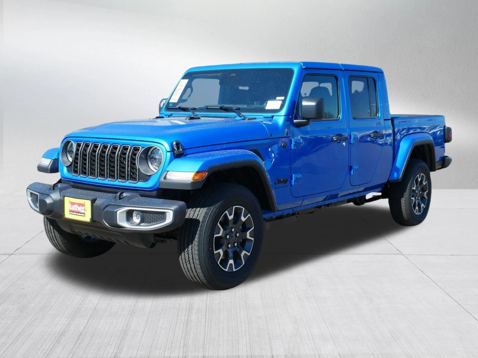 New 2026 Hydro Blue Pearl-Coat Exterior Paint Jeep Sahara image 3
