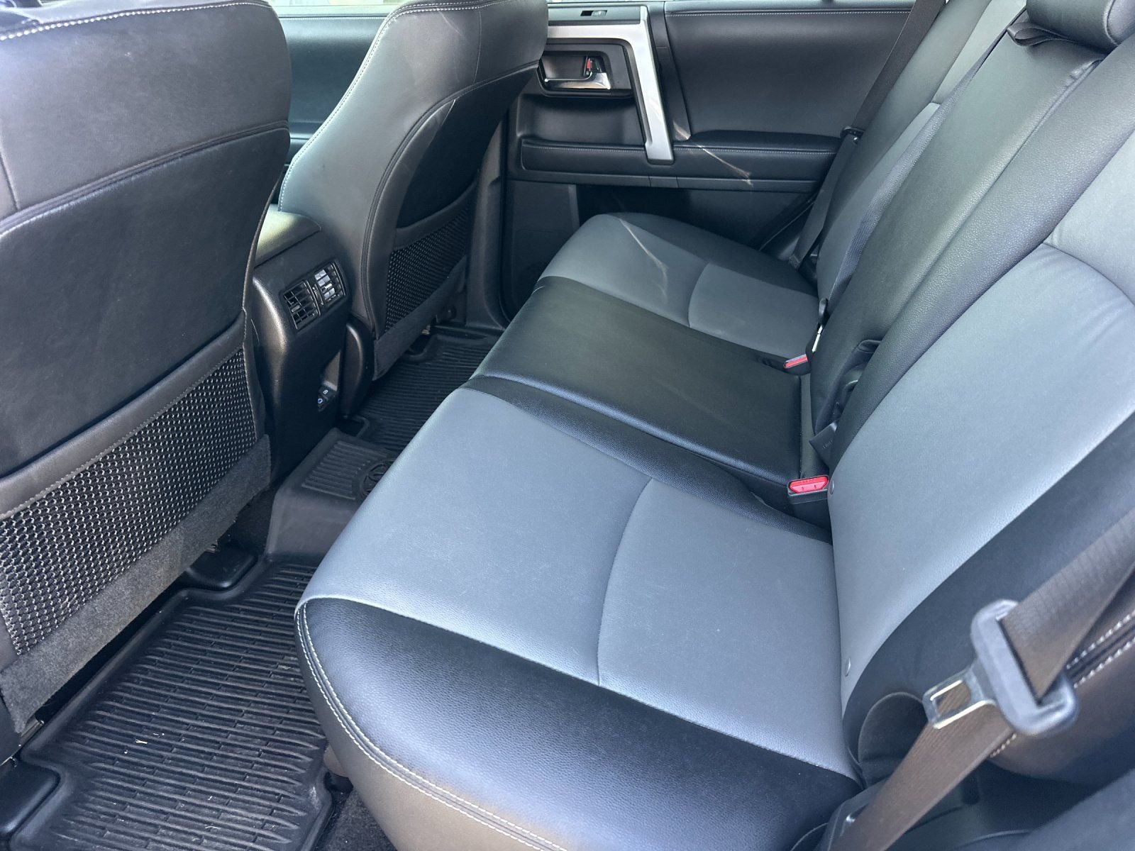 Used 2023 Ice Toyota SR5 Premium image 11