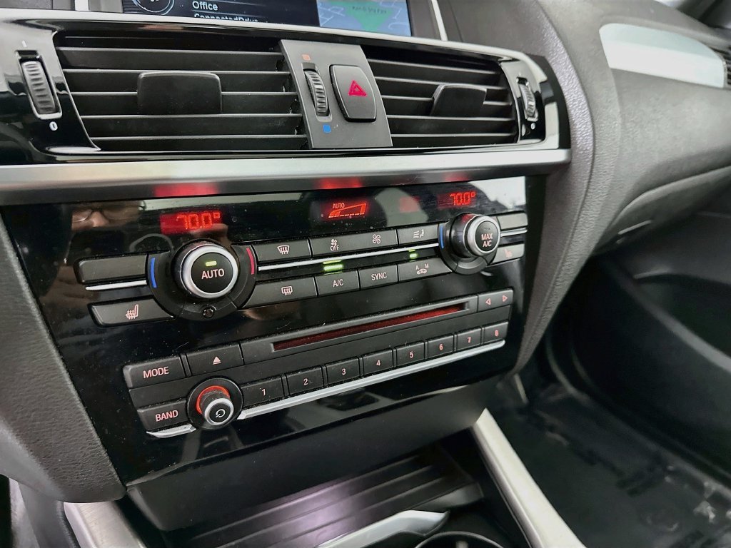 Used 2016 Glacier Silver Metallic BMW xDrive28d image 20