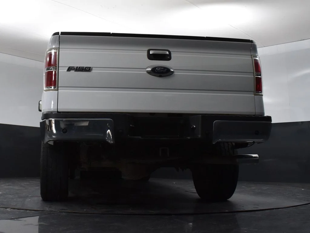Used 2014 White Ford XLT image 10