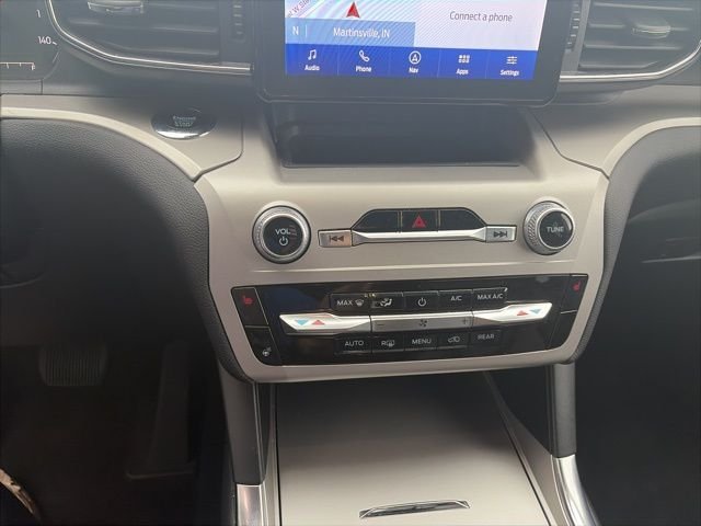 Used 2022 Gray Metallic Ford XLT image 26