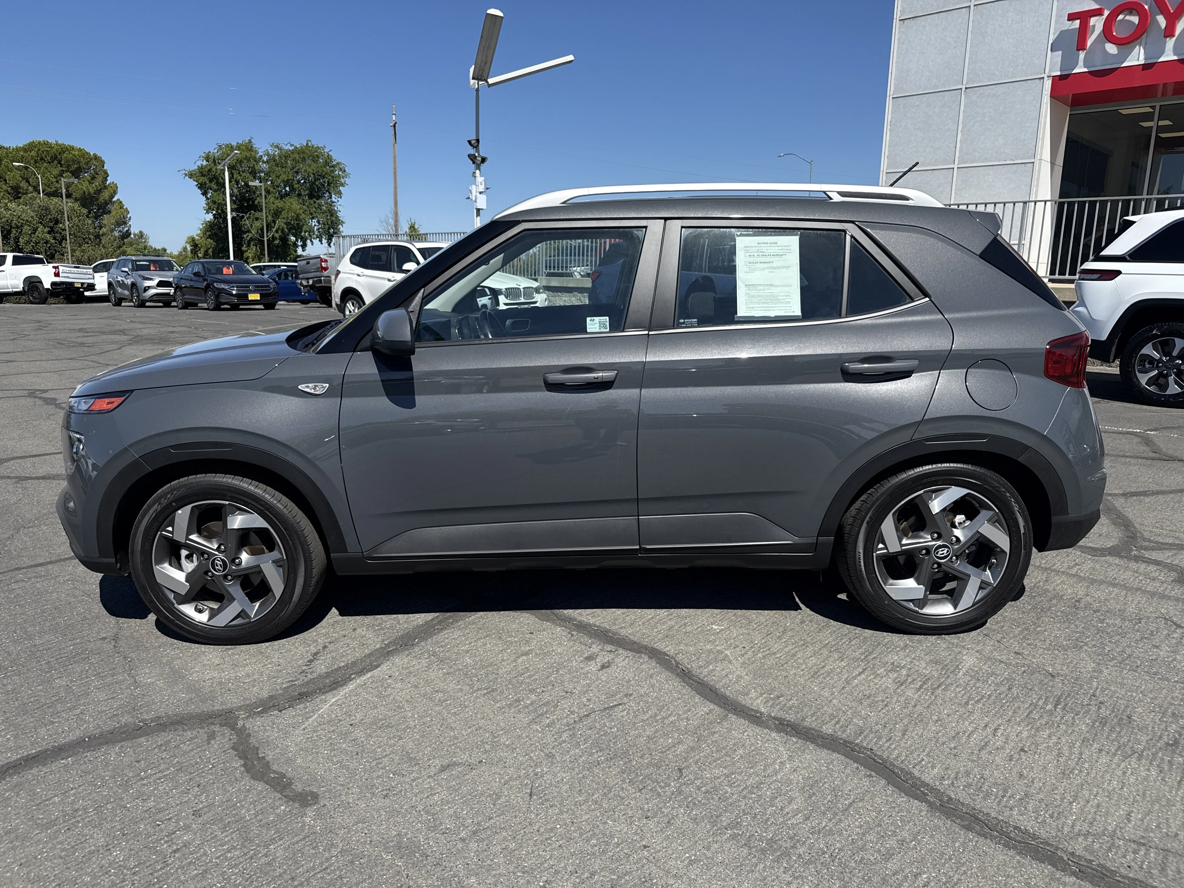 Used 2025 Hyundai Venue SEL with VIN KMHRC8A3XSU355061 for sale in Oroville, CA