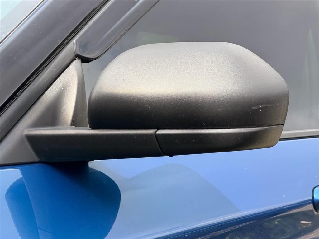 Used 2020 Blue Ford XLT image 25