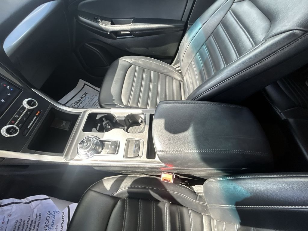 Used 2023 Gray Ford SEL image 27