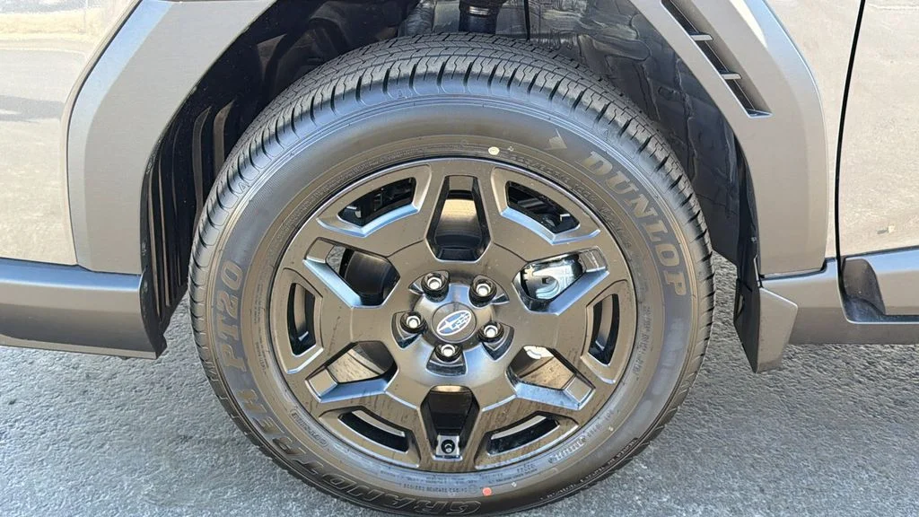 New 2026 MAGNETITE GRAY METALLIC Subaru Limited image 9
