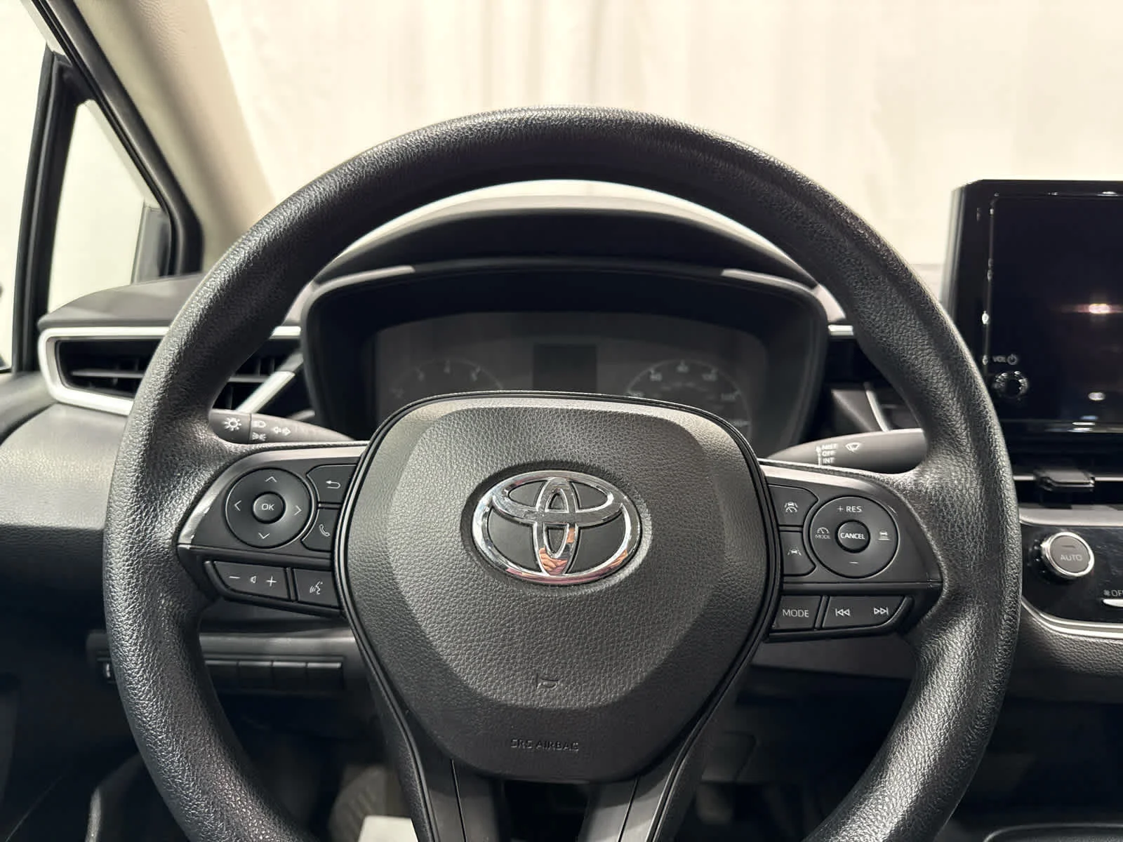 Used 2023 Gray Toyota LE image 16