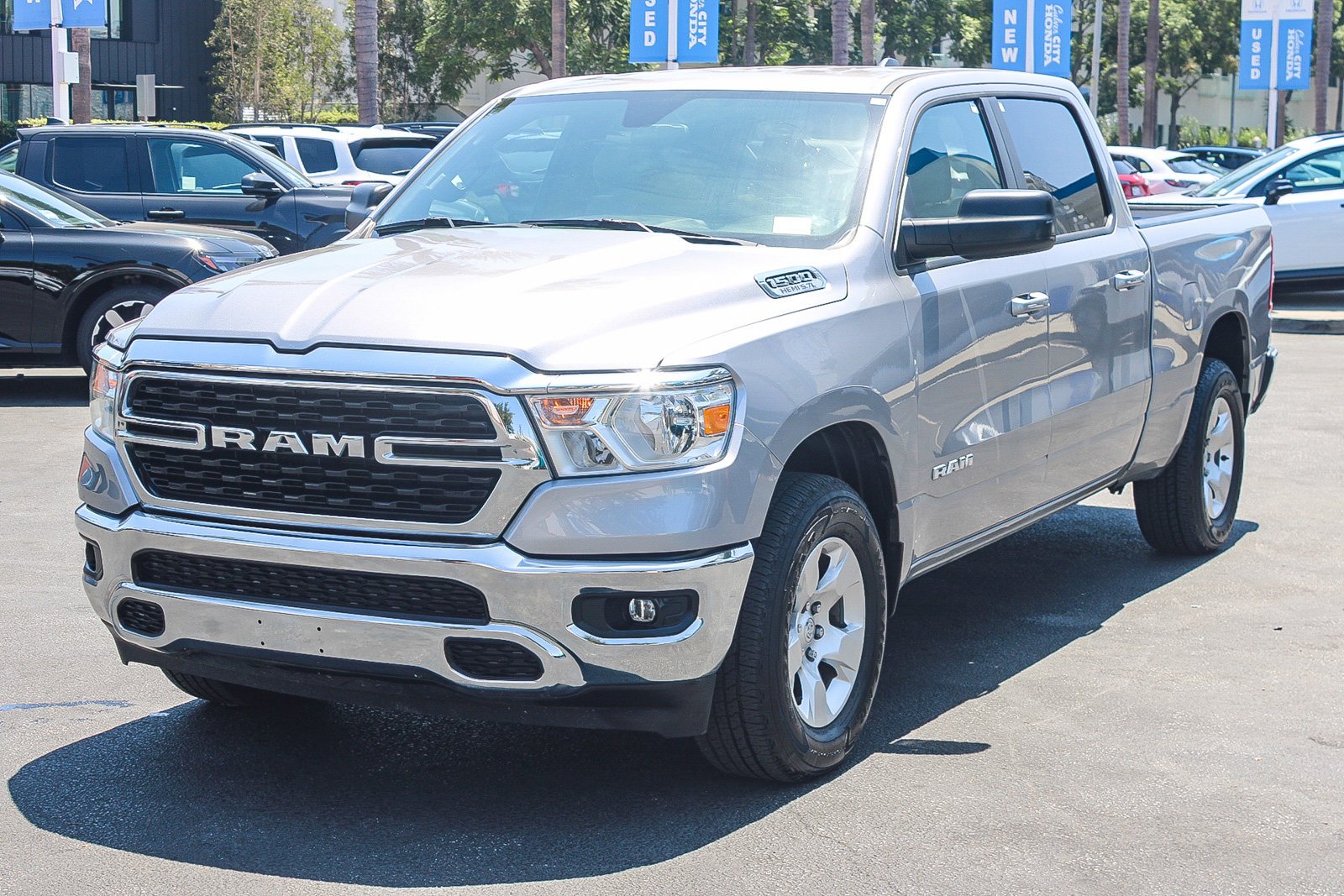 Used 2022 Billet Silver Metallic Clearcoat Ram Big Horn image 3