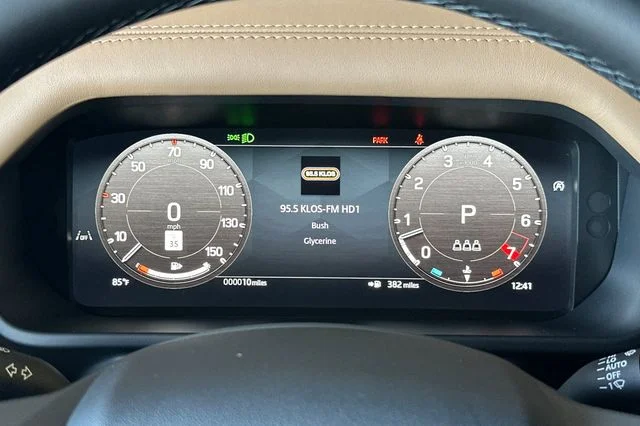 New 2026 Fuji White Land Rover X-Dynamic SE image 24