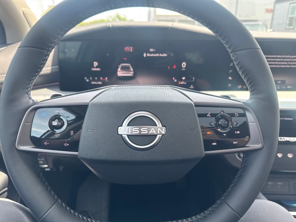 New 2026 White Nissan SL image 21